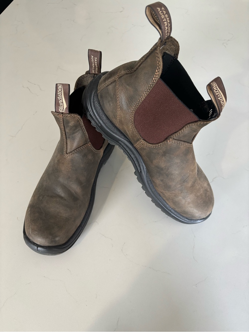 Blundstone Brown Work Boot with STEEL TOES